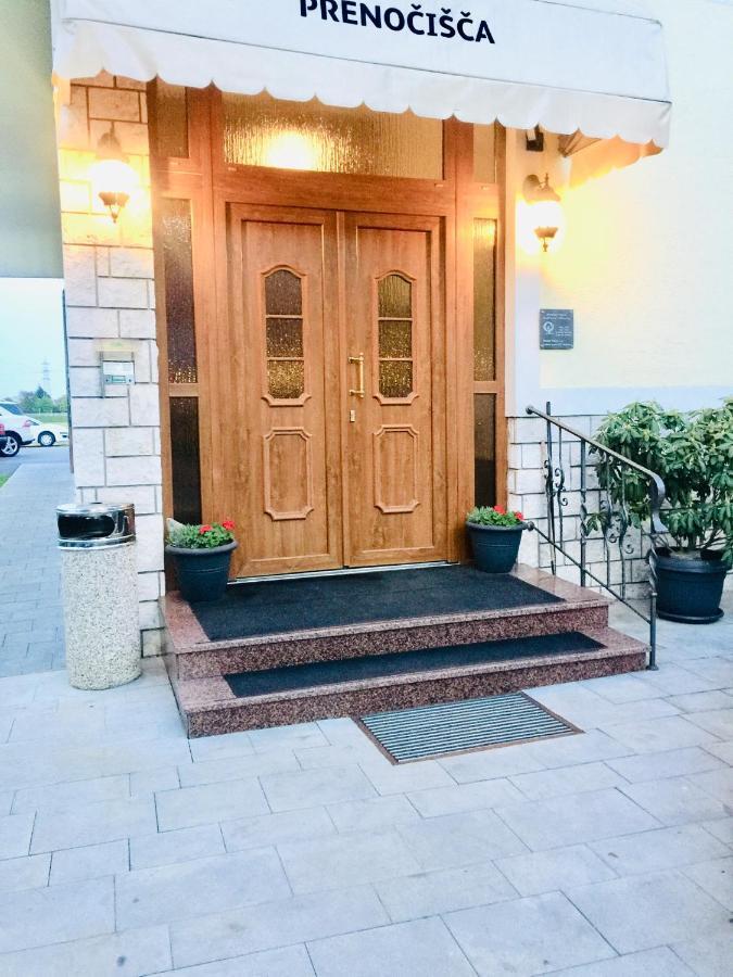 Stara Lipa Tasner Free Kitchen&Garage&Parking-Self Check In Hotel มาริบอร์ ภายนอก รูปภาพ